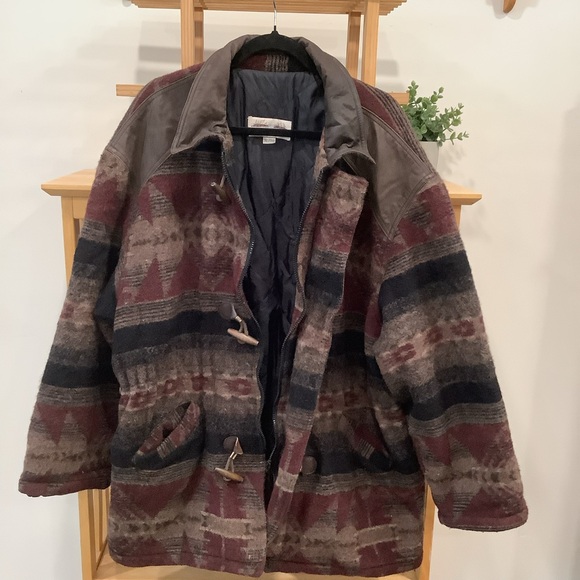 Rare Vintage 1990s NORTHWOODS Aztec Wool Blend Quilted Jacket Made in Canada - Picture 5 of 12